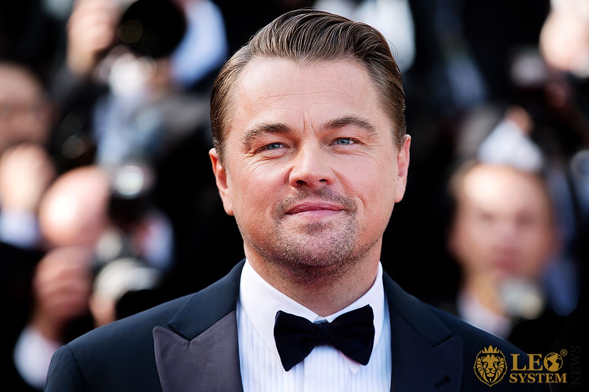 Image of Leonardo DiCaprio in a bow tie